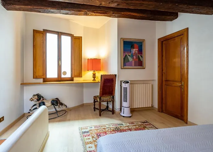 Apartment Colosseo-fori Imperiali Storico Rom