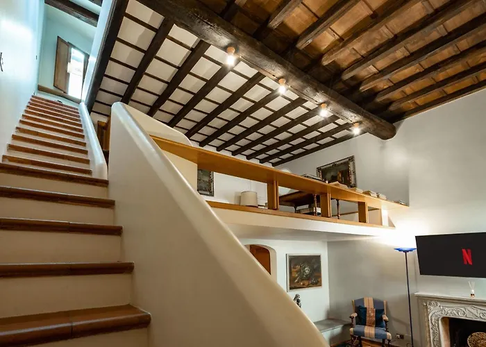Apartment Colosseo-fori Imperiali Storico *